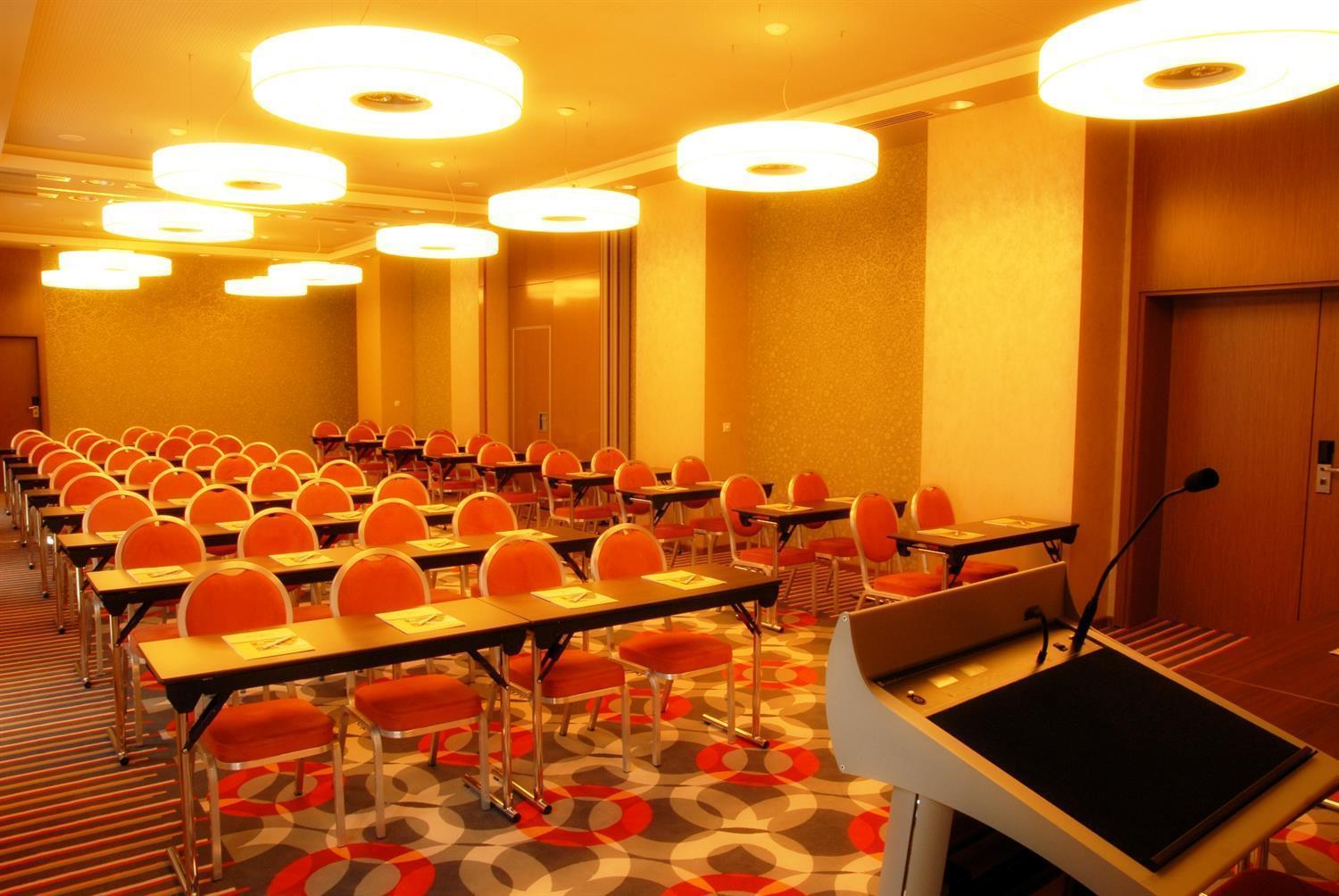Golden Tulip Ana Dome Hotel Cluj-Napoca Exterior photo