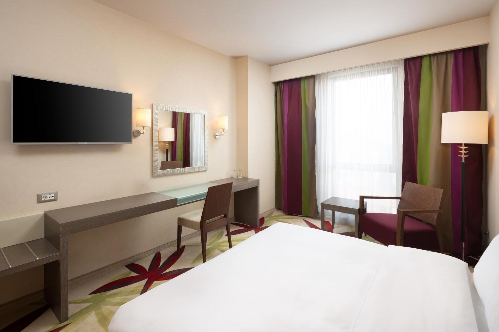 Golden Tulip Ana Dome Hotel Cluj-Napoca Exterior photo